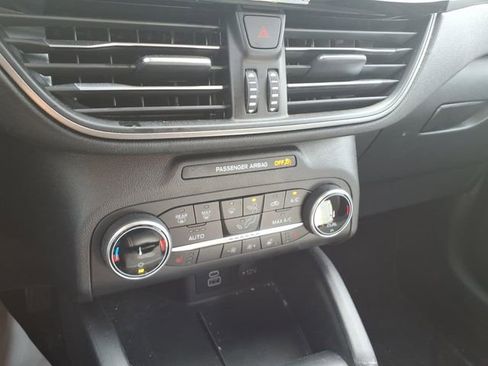 Used 2024 Ford Escape Active image 19