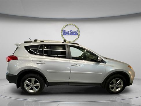 Used 2015 Toyota RAV4 XLE image 7