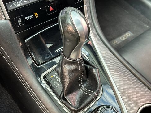 Used 2014 INFINITI Q50 Premium RWD image 22