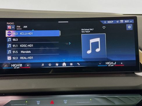 Used 2025 BMW X3 xDrive30i w/ Convenience Package image 11