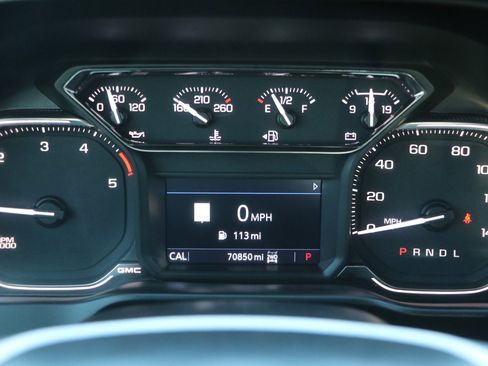 Used 2022 GMC Sierra 3500 SLT w/ SLT Premium Package image 20