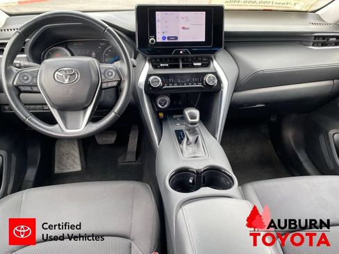 Certified 2024 Toyota Venza LE AWD/4WD image 27