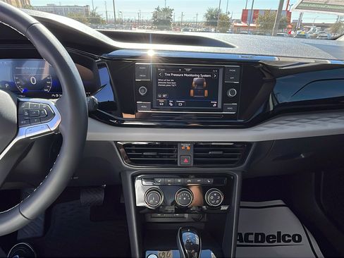 Used 2024 Volkswagen Taos S image 19