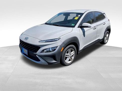 Used 2022 Hyundai Kona SE FWD image 11
