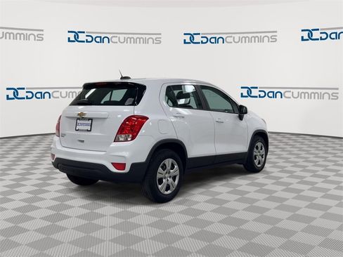 Used 2019 Chevrolet Trax LS image 8