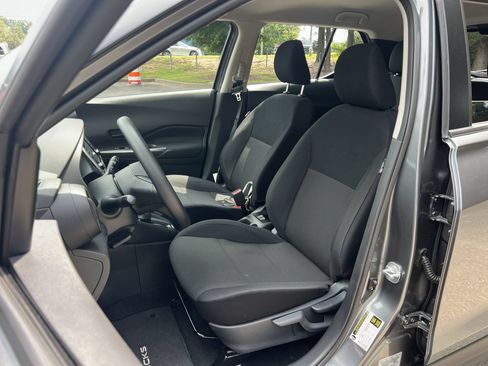 Used 2025 Nissan Kicks Play S FWD image 17
