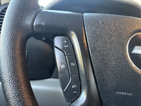 Used 2010 Chevrolet Silverado 1500 W/T w/ LS Package image 13