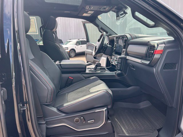 Used 2025 Ford F150 Raptor AWD/4WD image 16