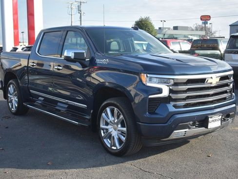 Used 2023 Chevrolet Silverado 1500 High Country w/ High Country Premium Package image 3