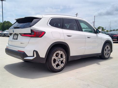 Used 2023 BMW X1 xDrive28i w/ Convenience Package AWD/4WD image 9