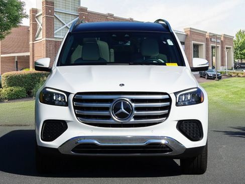 Certified 2025 Mercedes-Benz GLS 450 4MATIC image 2