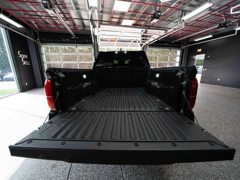 Used 2025 Toyota Tacoma TRD Off-Road image 27