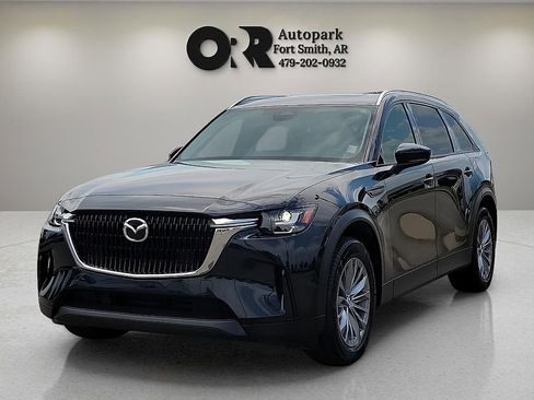 Used 2024 MAZDA CX-90 3.3 Turbo w/ Preferred Package image 2