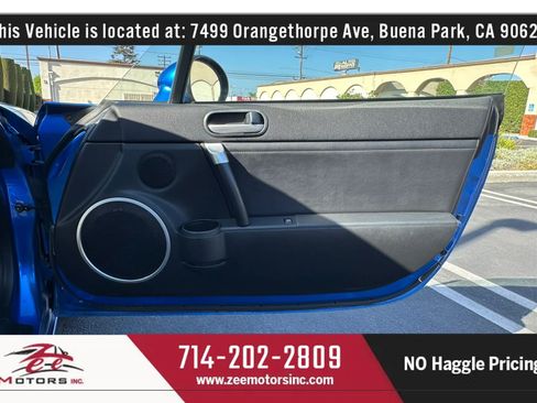 Used 2006 MAZDA MX-5 Miata Grand Touring w/ Premium Pkg RWD image 38