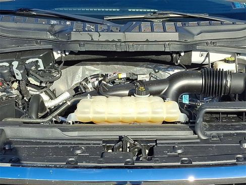 Used 2022 Ford F150 XLT image 28