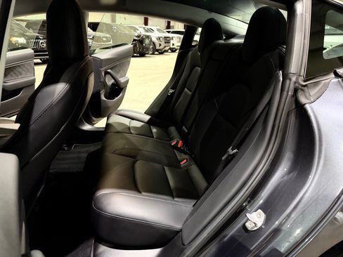 Used 2019 Tesla Model 3 Long Range AWD/4WD image 18
