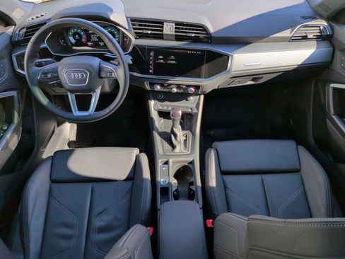 Certified 2025 Audi Q3 2.0T Premium w/ Convenience Package image 18