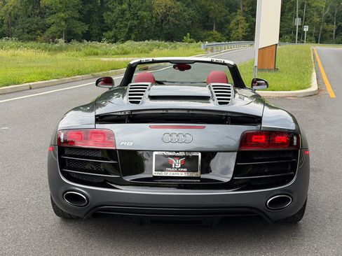 Used 2011 Audi R8 V10 AWD/4WD image 9
