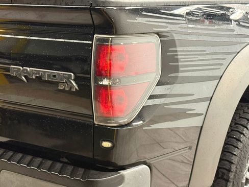Used 2010 Ford F150 Raptor image 10