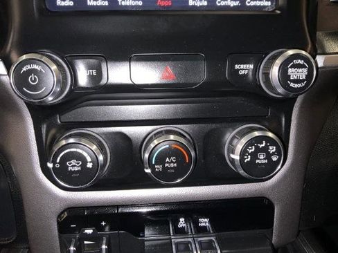 Used 2019 RAM 1500 Big Horn AWD/4WD image 16