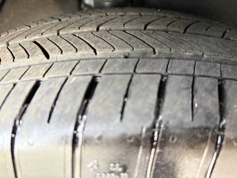 Used 2022 Ford Mustang Mach-E Select image 34