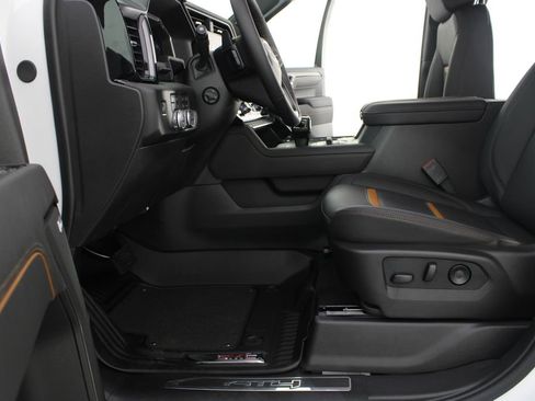 New 2026 GMC Sierra 1500 AT4 w/ AT4 Premium Package AWD/4WD image 20
