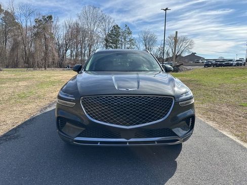 Used 2025 Genesis GV70 2.5T AWD/4WD image 2