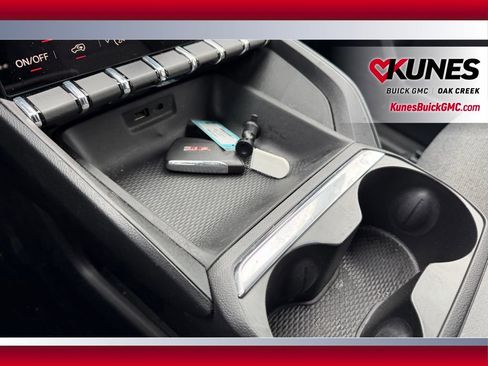 Used 2025 GMC Terrain Elevation image 20