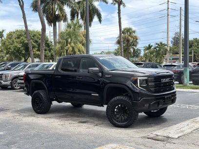 Used 2024 GMC Sierra 1500 Elevation w/ LPO, Elevation Black Package