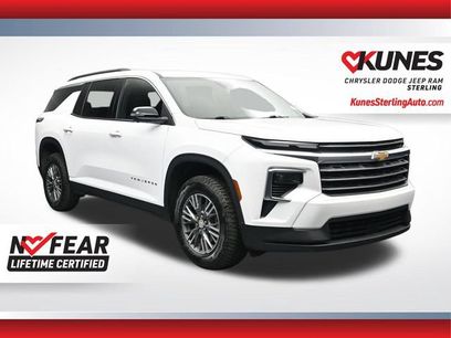 Used 2024 Chevrolet Traverse LT