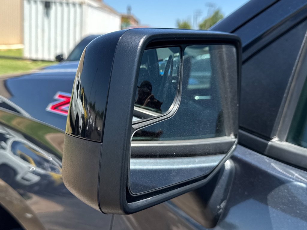 Used 2020 Chevrolet Silverado 1500 RST AWD/4WD image 40