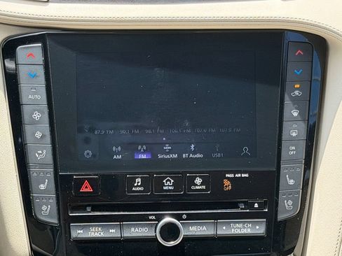 Used 2022 INFINITI QX50 Essential FWD image 18