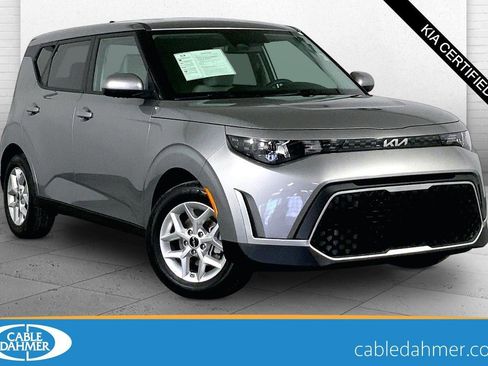 Certified 2025 Kia Soul FWD image 1