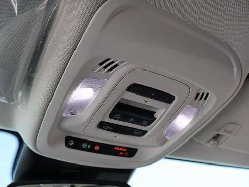 New 2025 Buick Envision Sport Touring image 21