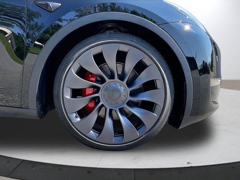 Used 2025 Tesla Model Y Performance AWD/4WD image 36