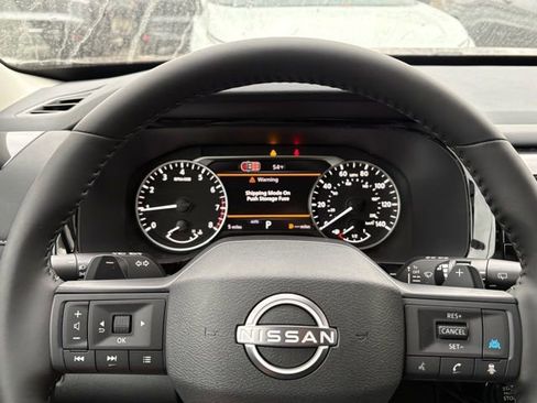 New 2026 Nissan Pathfinder SV image 7