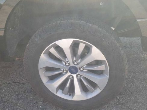 Used 2017 Ford F150 XL w/ Equipment Group 101A Mid image 11