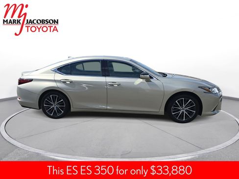 Used 2022 Lexus ES 350 w/ Premium Package image 8