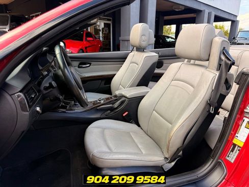 Used 2013 BMW 335i Convertible w/ Premium Pkg RWD image 20