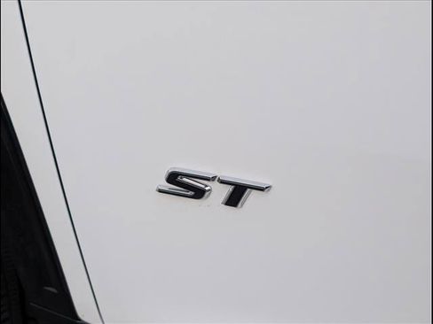 New 2026 Buick Enclave Sport Touring w/ Power Package image 19