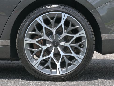 Used 2023 Genesis G90 3.5T AWD/4WD image 44