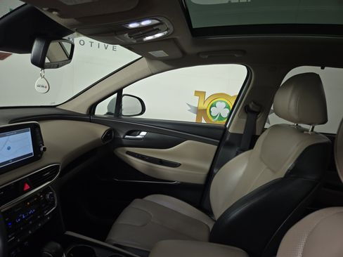 Used 2020 Hyundai Santa Fe Limited image 25