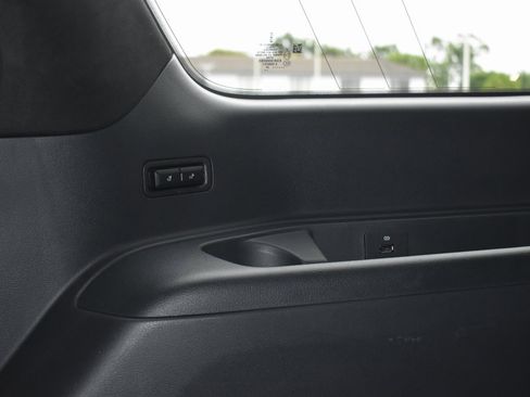 Used 2024 Lincoln Navigator Black Label image 14