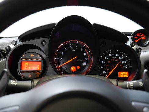 Used 2020 Nissan 370Z NISMO image 36