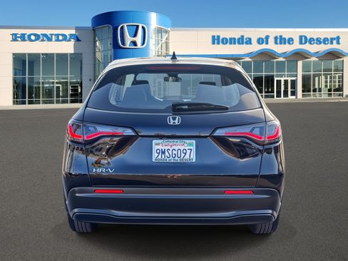 Certified 2024 Honda HR-V LX image 6