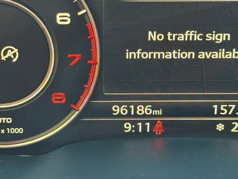 Used 2017 Audi Q7 3.0T Premium Plus image 29