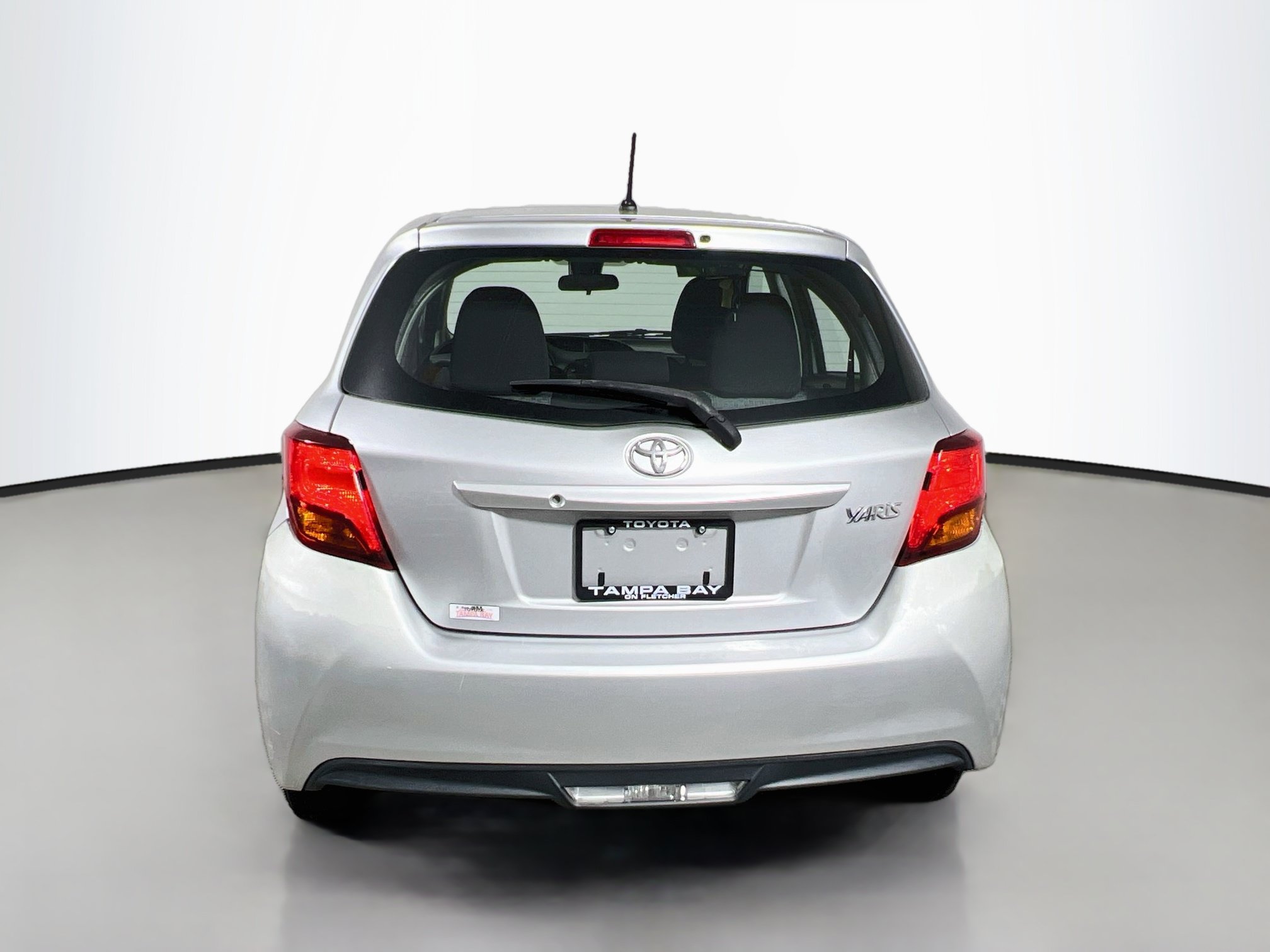 Used 2017 Toyota Yaris L FWD image 6