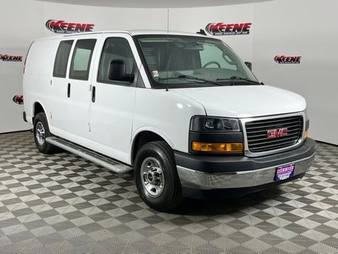 Used 2024 GMC Savana 2500 w/ Driver Convenience Package RWD image 2