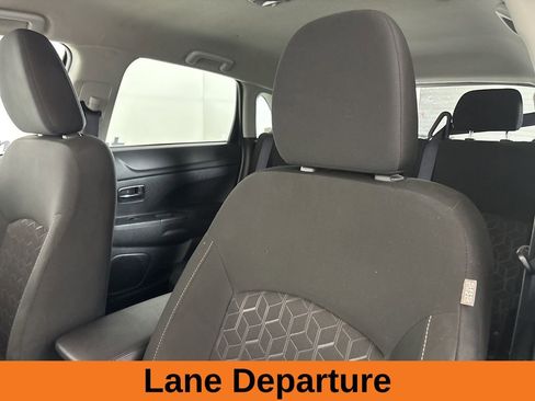 Used 2022 Mitsubishi Outlander Sport ES image 9