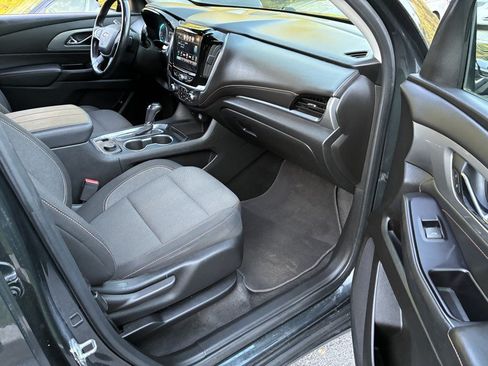 Used 2019 Chevrolet Traverse LT AWD/4WD image 21